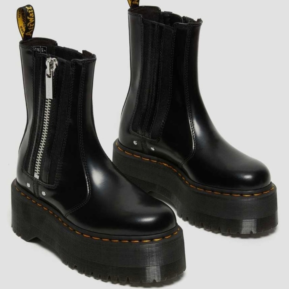 Dr. Martens 2976 Black Leather Maximum Platform Chelsea Boots